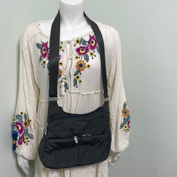Baggallini Charcoal Crossover Crossbody Bag - Picture 1 of 12